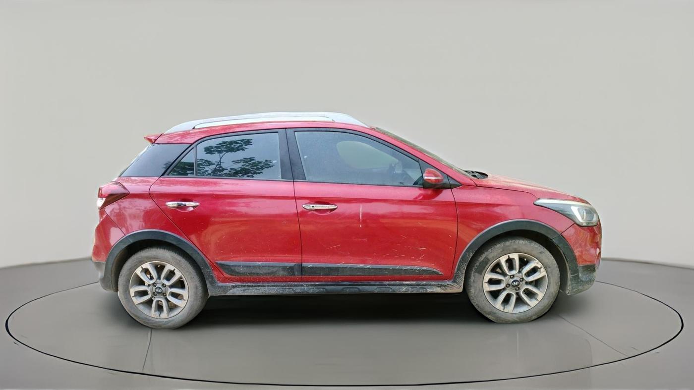 2015 Hyundai i20 Active 1.2 SX, CNG, Manual, 1,13,780 km, exterior