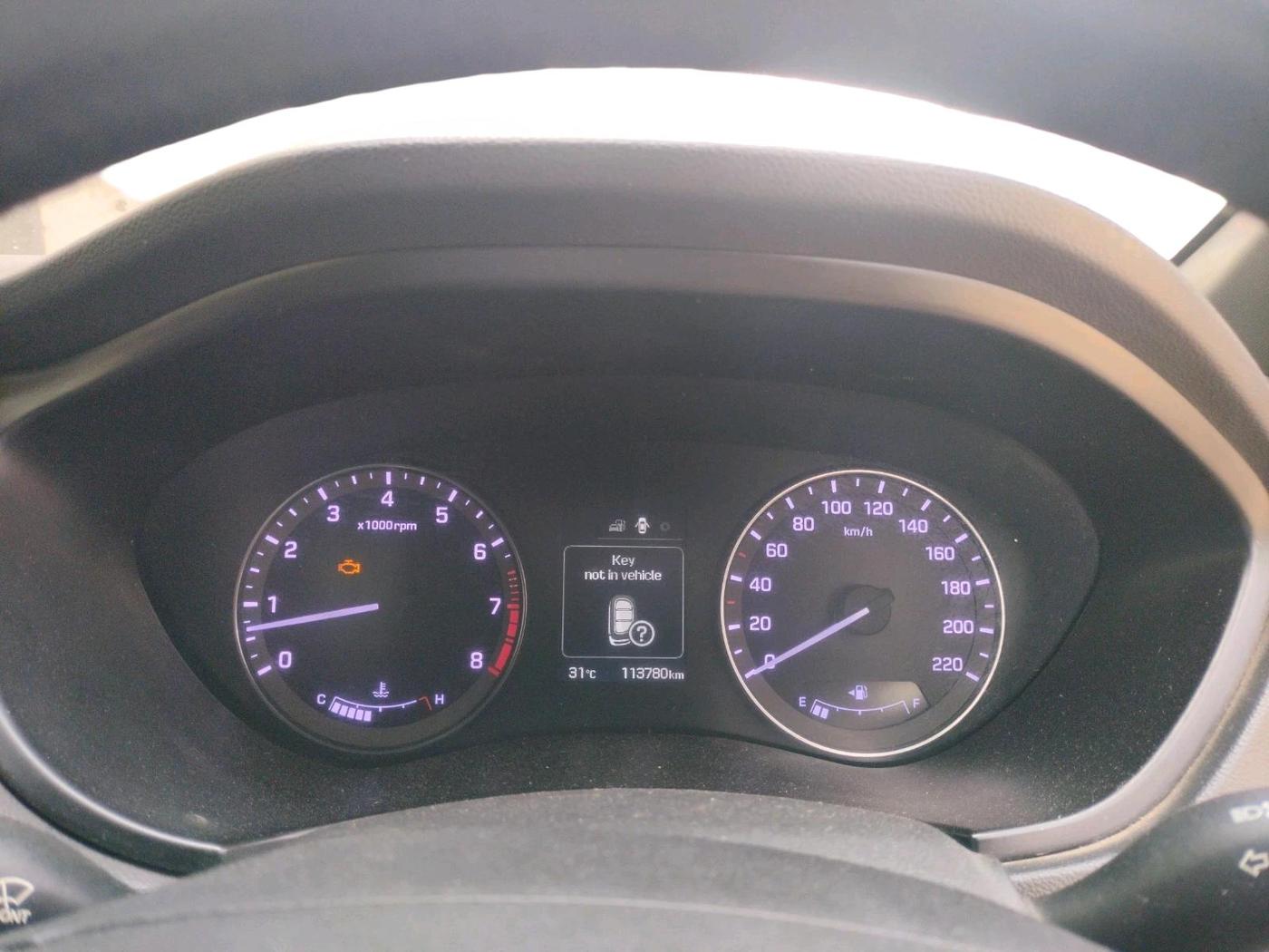 2015 Hyundai i20 Active 1.2 SX, CNG, Manual, 1,13,780 km, interior