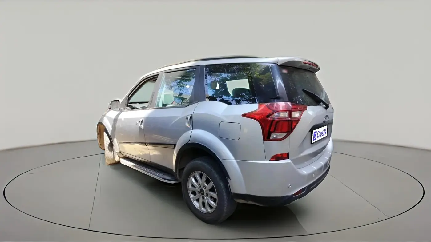 2020 Mahindra XUV500 W9 AT, Diesel, Automatic, 34,577 km, exterior
