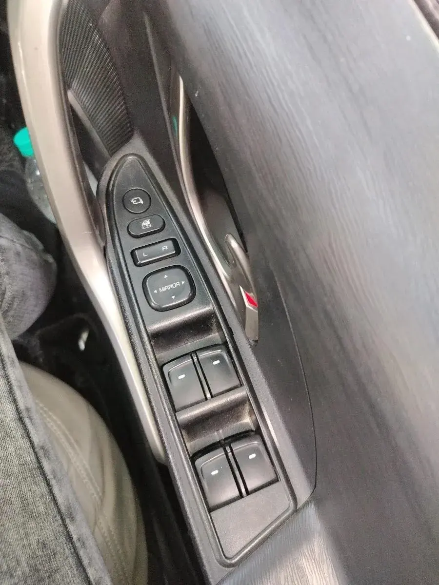2020 Mahindra XUV500 W9 AT, Diesel, Automatic, 34,577 km, interior