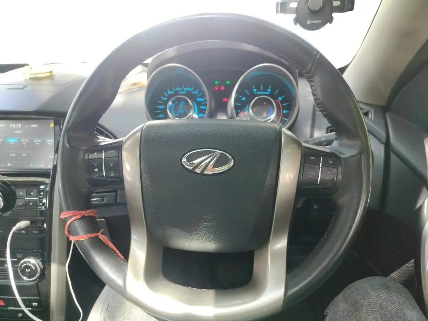 2020 Mahindra XUV500 W9 AT, Diesel, Automatic, 34,577 km, interior
