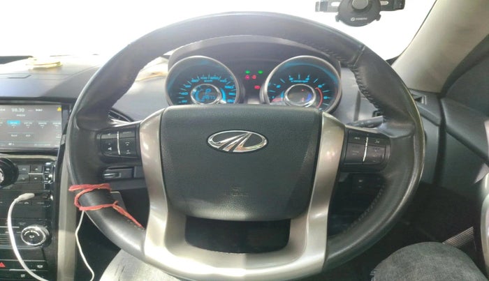 2020 Mahindra XUV500 W9 AT, Diesel, Automatic, 34,577 km, interior