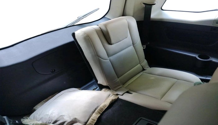 2020 Mahindra XUV500 W9 AT, Diesel, Automatic, 34,577 km, interior