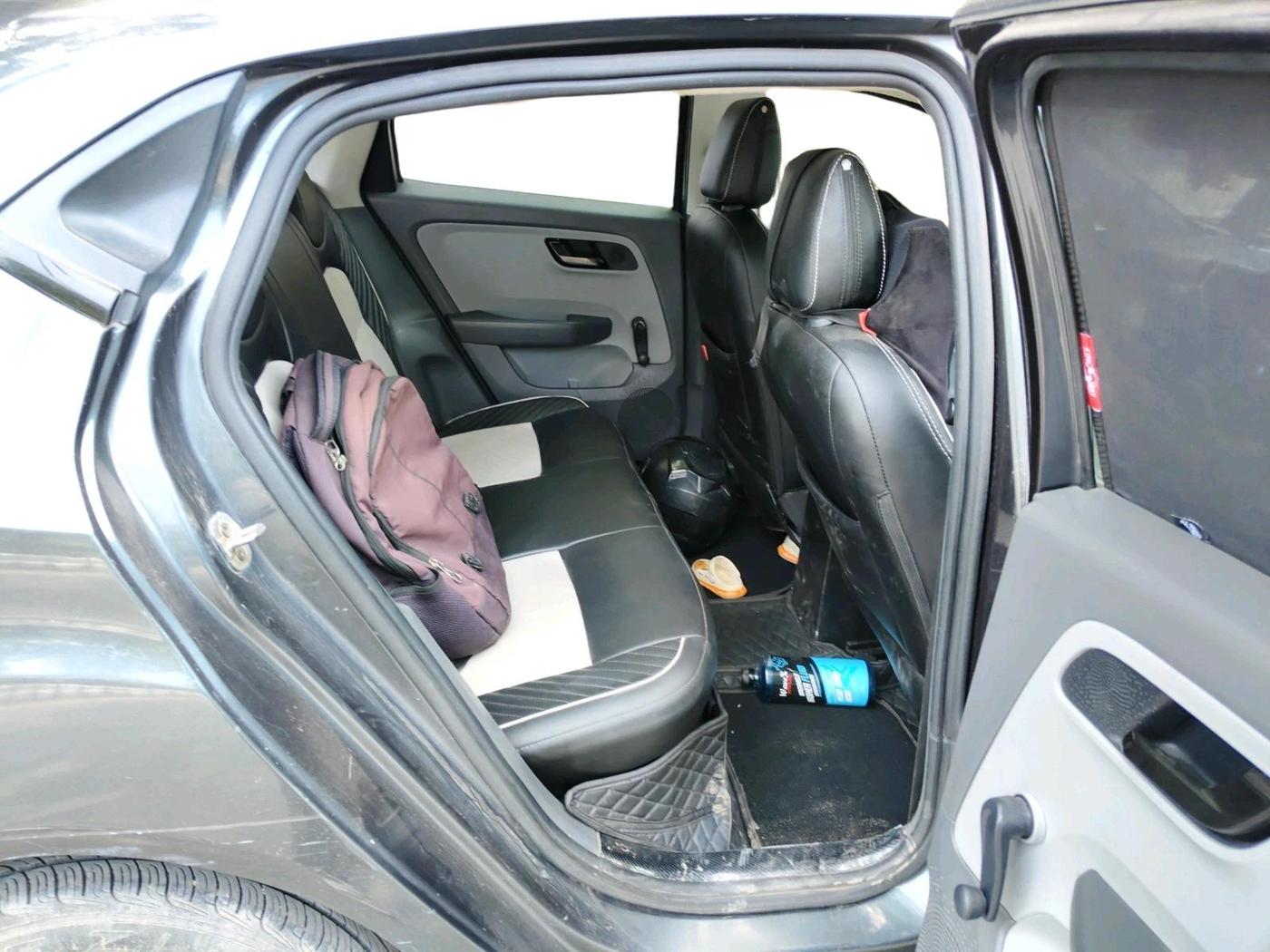 2020 Tata ALTROZ XE PETROL, Petrol, Manual, 63,686 km, interior