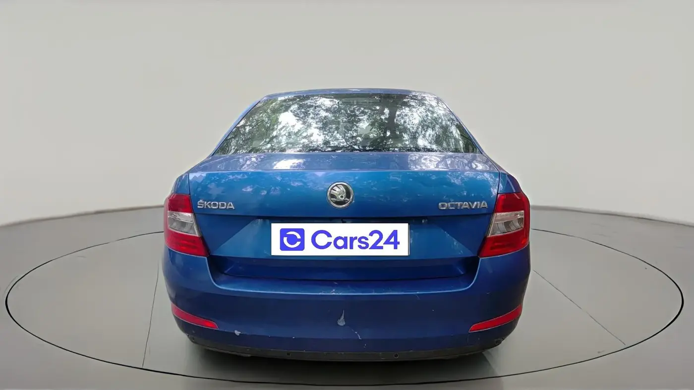 2014 Skoda Octavia AMBITION 1.4 TSI, Petrol, Manual, 1,19,599 km, exterior
