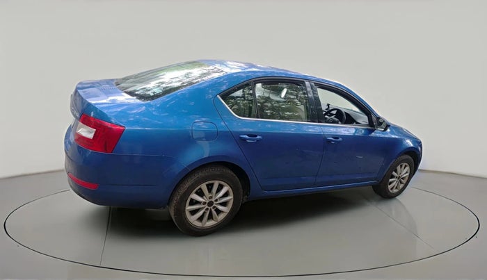 2014 Skoda Octavia AMBITION 1.4 TSI, Petrol, Manual, 1,19,599 km, exterior