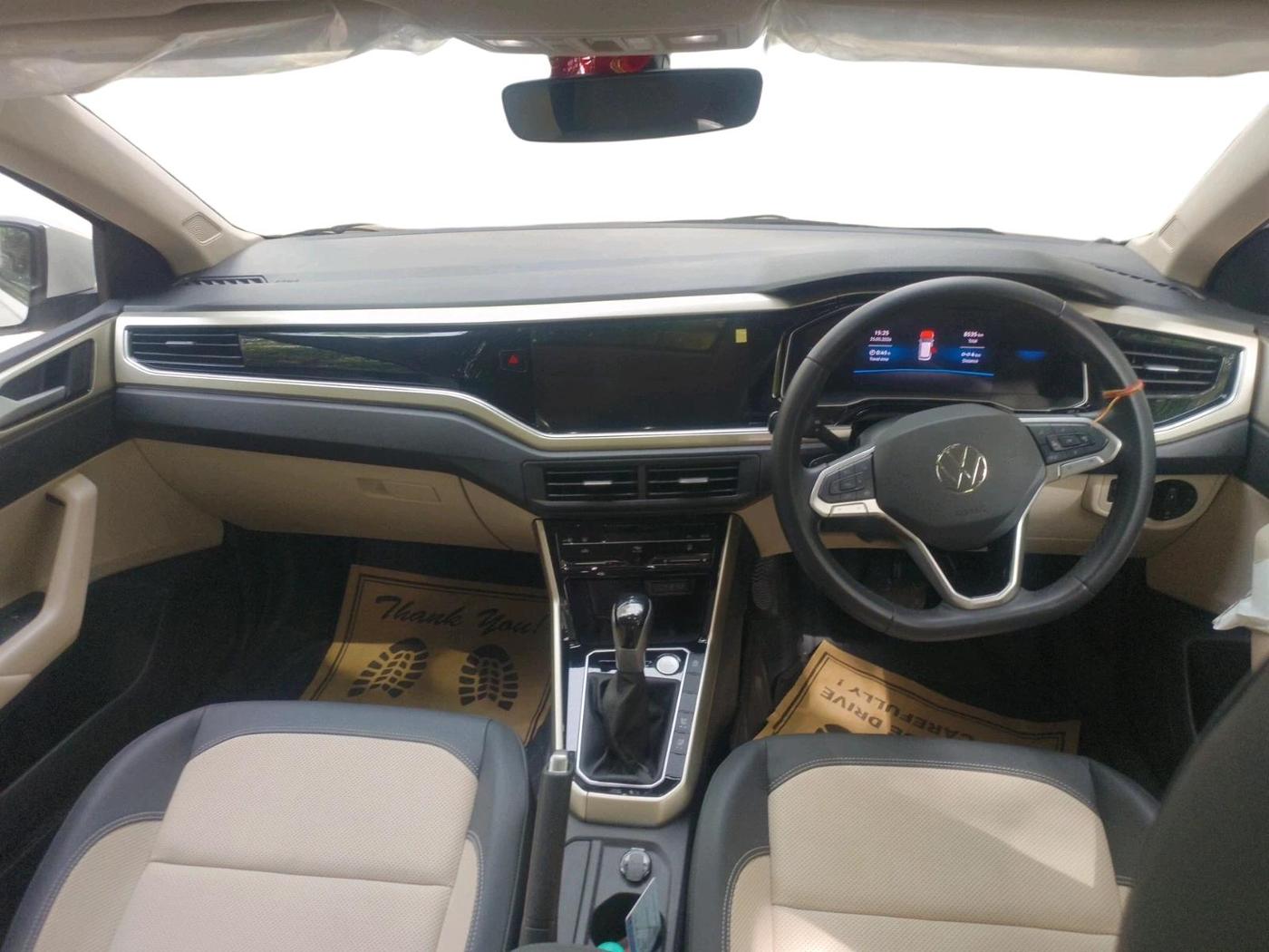 2024 Volkswagen VIRTUS TOPLINE TSI 1.0 AT, Petrol, Automatic, 8,535 km, interior