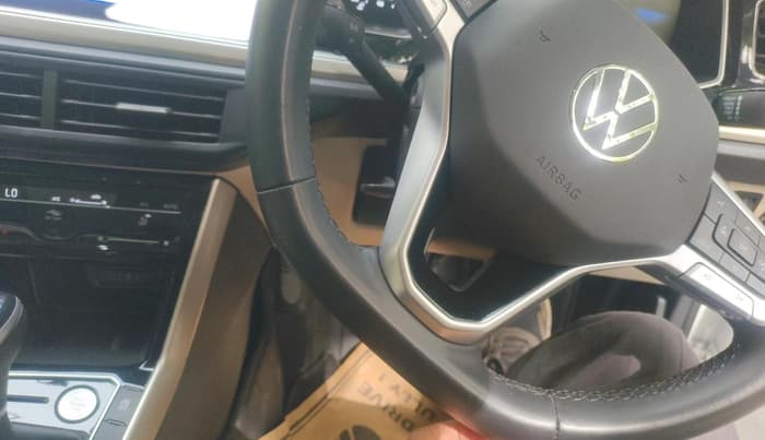 2024 Volkswagen VIRTUS TOPLINE TSI 1.0 AT, Petrol, Automatic, 8,535 km, interior