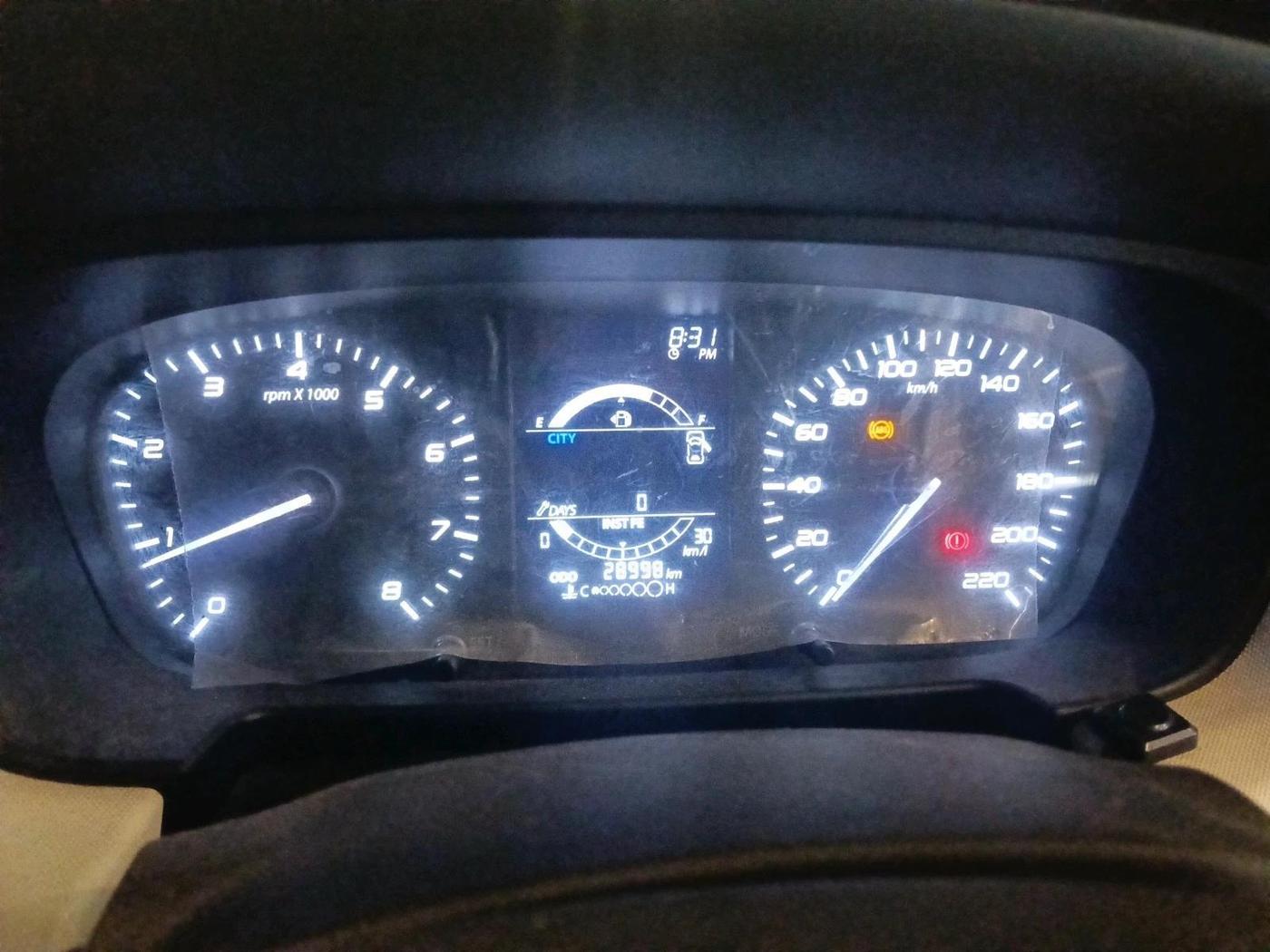 2023 Tata PUNCH PURE MT, CNG, Manual, 28,998 km, interior