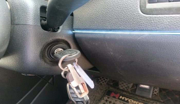 2020 Volkswagen Polo TRENDLINE 1.0L, Petrol, Manual, 44,496 km, interior