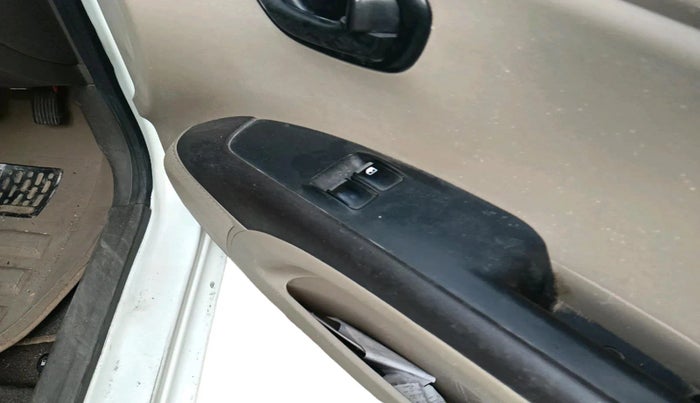 2011 Hyundai i10 ERA 1.1, Petrol, Manual, 53,593 km, interior