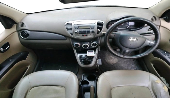 2012 Hyundai i10 MAGNA 1.1, CNG, Manual, 1,07,616 km, interior