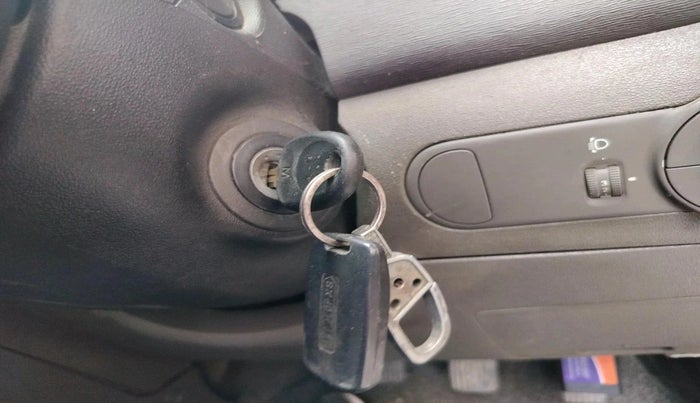 2012 Hyundai i10 MAGNA 1.1, CNG, Manual, 1,07,616 km, interior