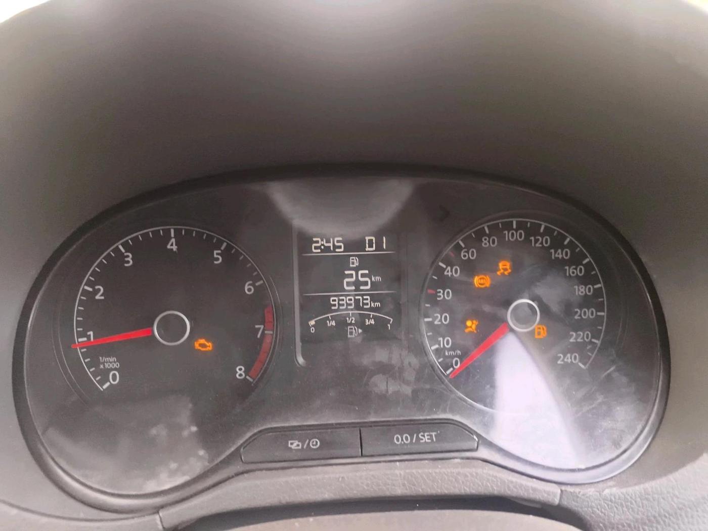 2015 Volkswagen Vento HIGHLINE PETROL AT, Petrol, Automatic, 93,973 km, interior