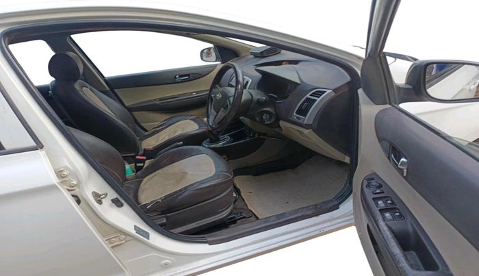 2011 Hyundai i20 SPORTZ 1.2, Petrol, Manual, 1,32,406 km, interior