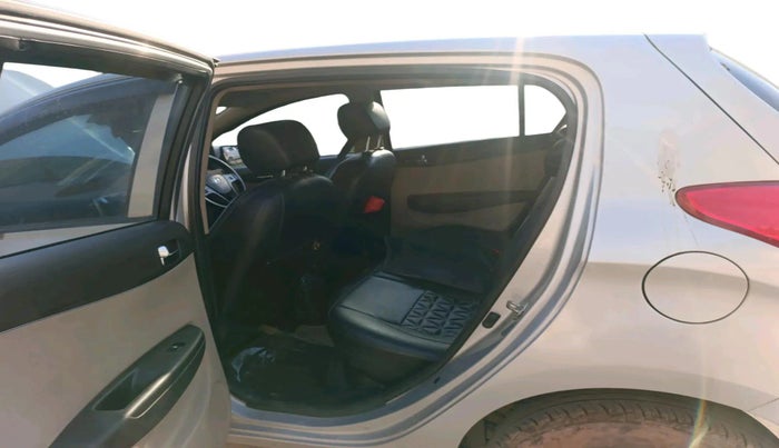 2012 Hyundai i20 SPORTZ 1.2, Petrol, Manual, 66,562 km, interior