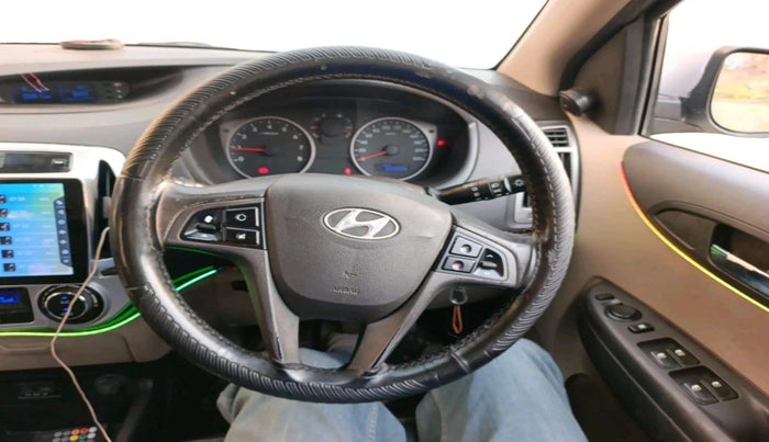 2012 Hyundai i20 SPORTZ 1.2, Petrol, Manual, 66,562 km, interior