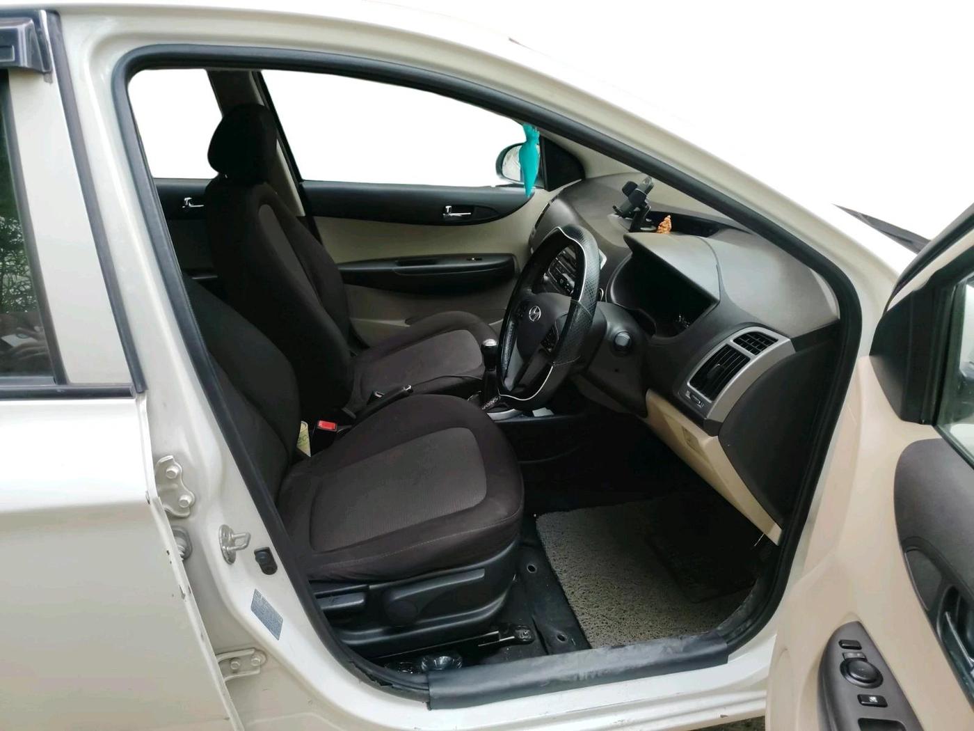 2014 Hyundai i20 ASTA 1.2, Petrol, Manual, 47,534 km, interior