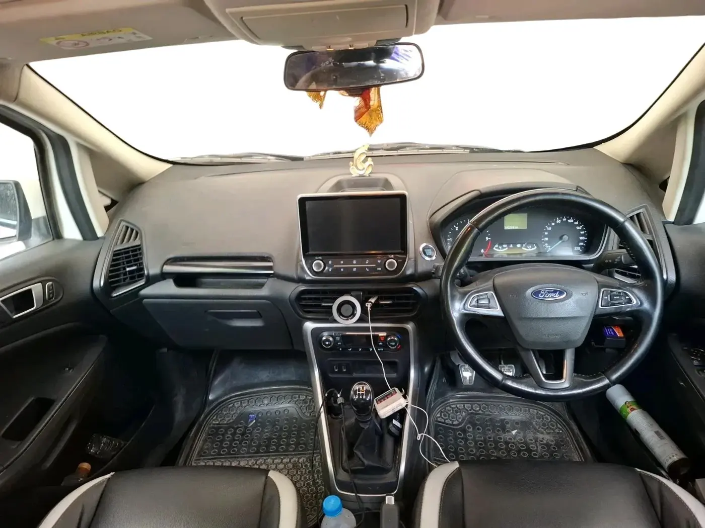 2018 Ford Ecosport TITANIUM 1.5L DIESEL, Diesel, Manual, 1,03,268 km, interior