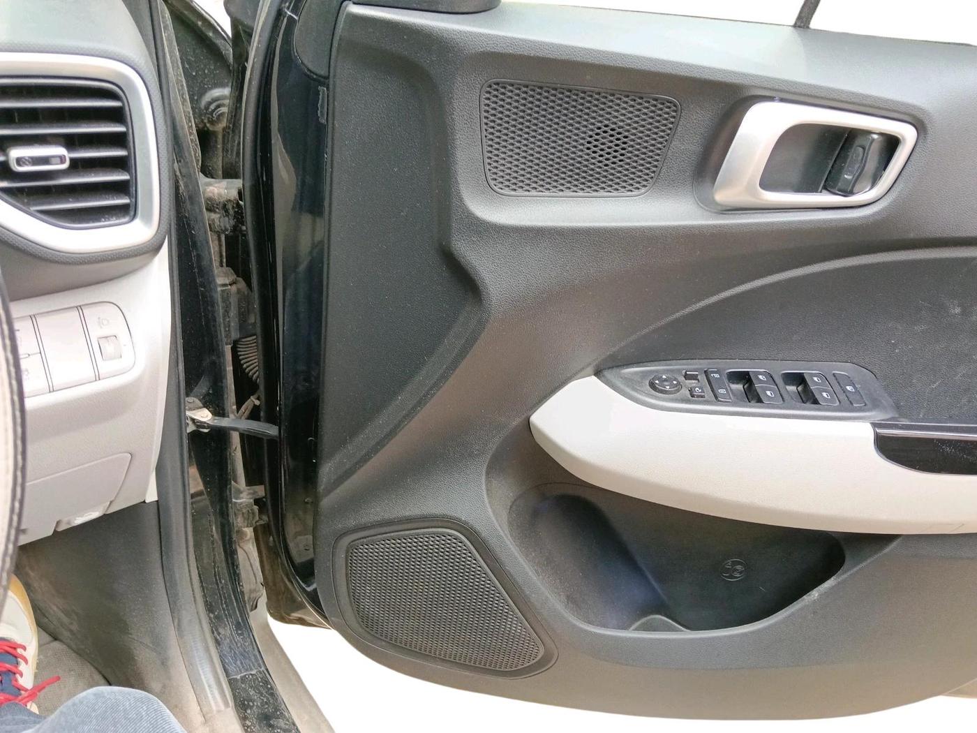 2024 Hyundai VENUE S (O) Plus 1.2 Petrol , Petrol, Manual, 19,475 km, interior