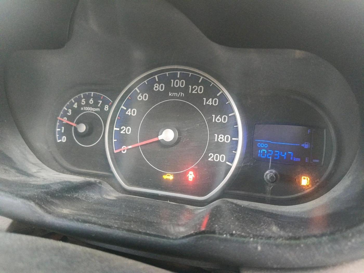 2011 Hyundai i10 SPORTZ 1.2, CNG, Manual, 1,02,347 km, interior