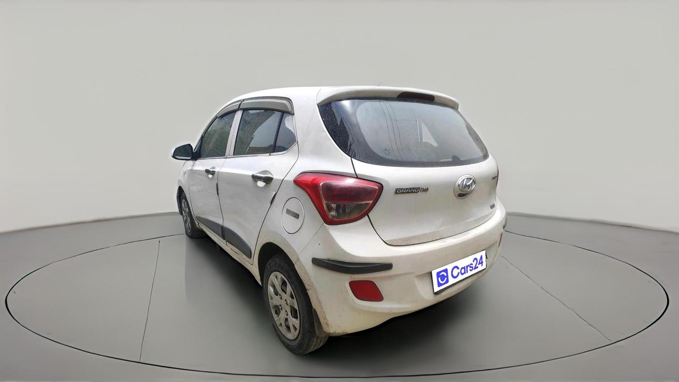 2016 Hyundai Grand i10 MAGNA 1.1 CRDI, Diesel, Manual, 1,59,149 km, exterior