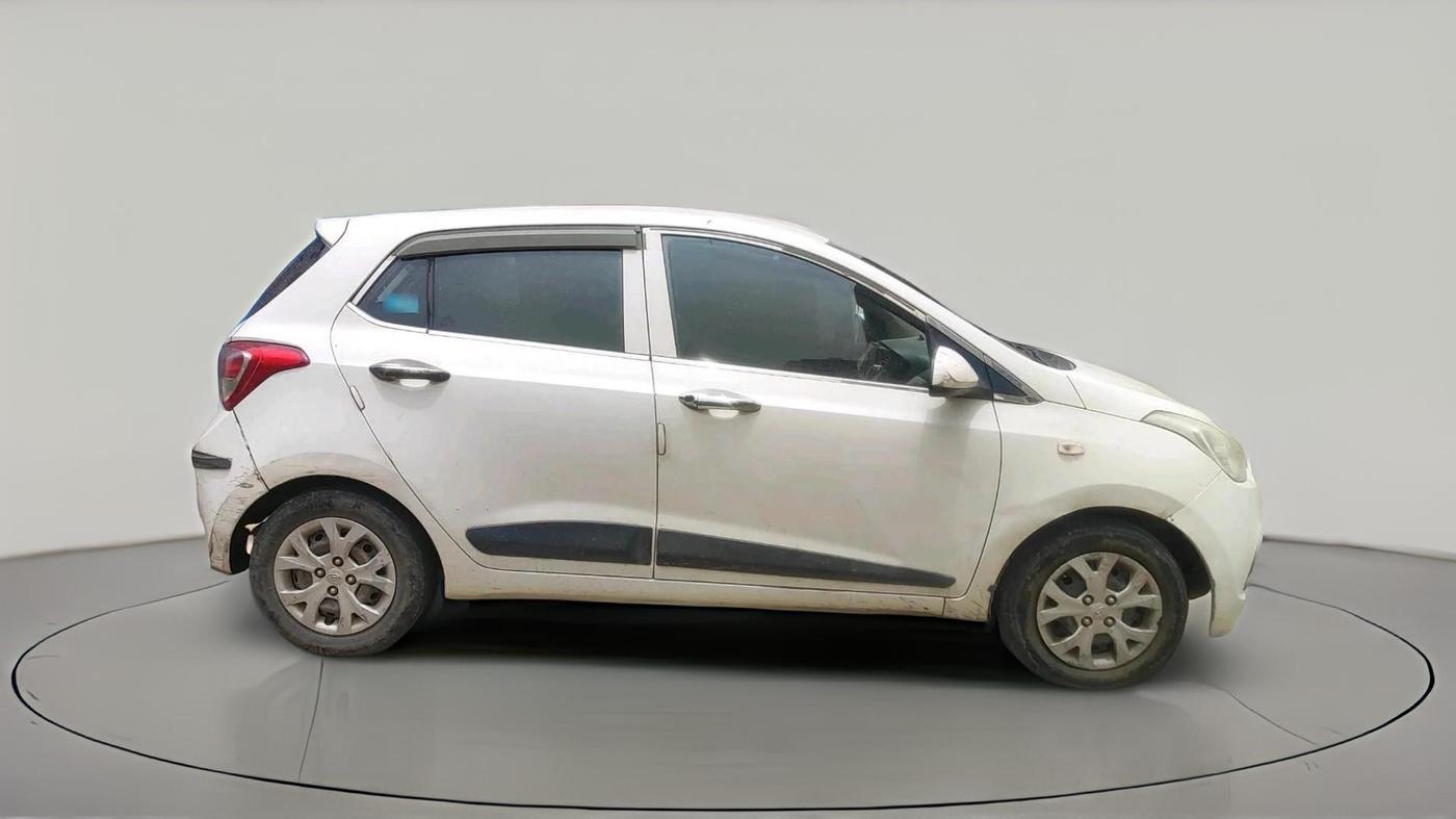 2016 Hyundai Grand i10 MAGNA 1.1 CRDI, Diesel, Manual, 1,59,149 km, exterior