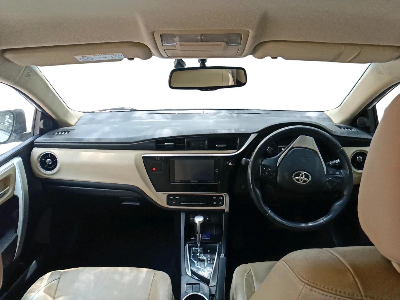 2017 Toyota Corolla Altis VL CVT PETROL, Petrol, Automatic, 37,972 km, interior