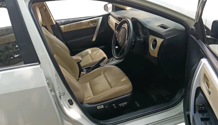 2017 Toyota Corolla Altis VL CVT PETROL, Petrol, Automatic, 37,972 km, interior