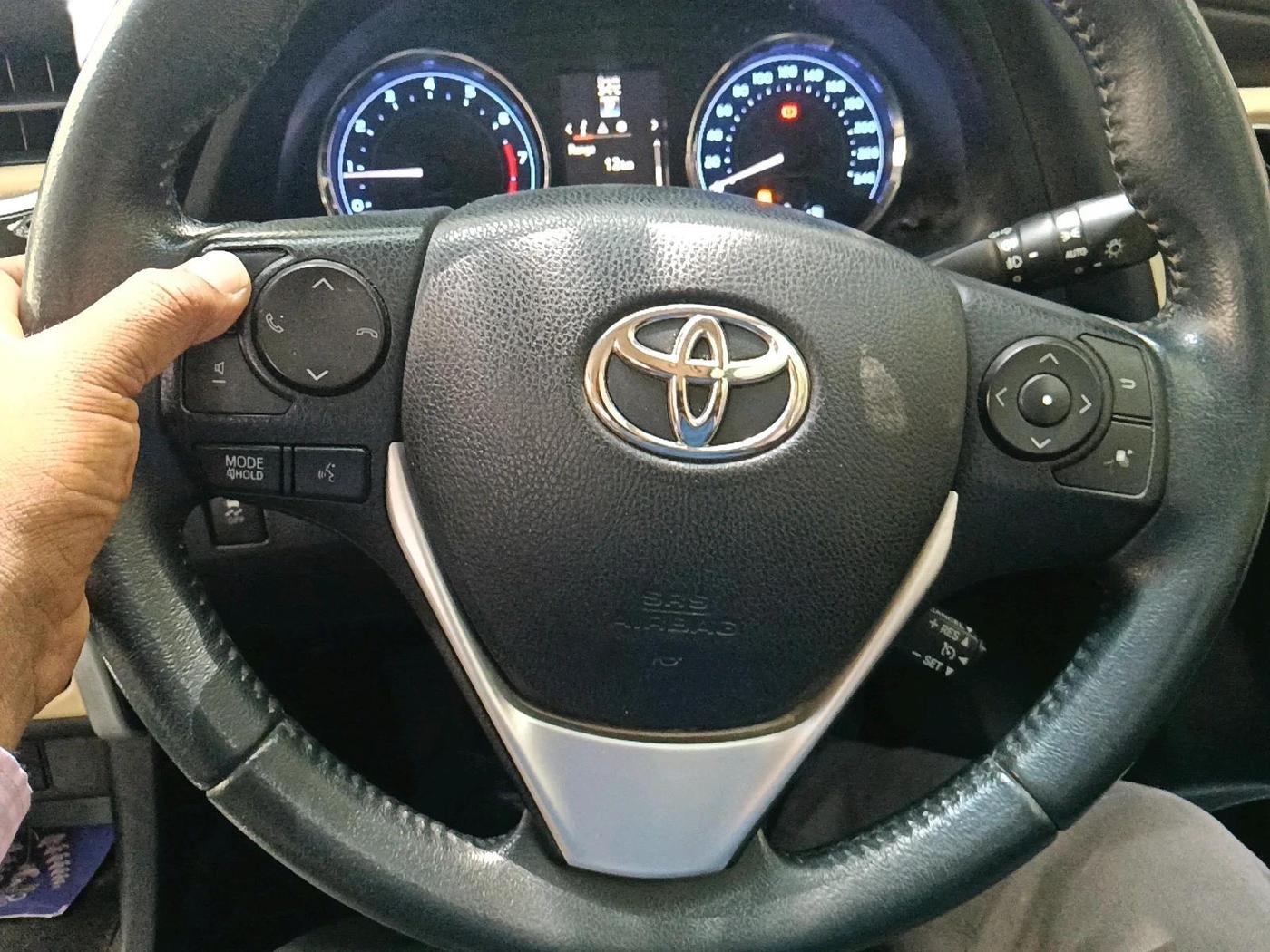 2017 Toyota Corolla Altis VL CVT PETROL, Petrol, Automatic, 37,972 km, interior