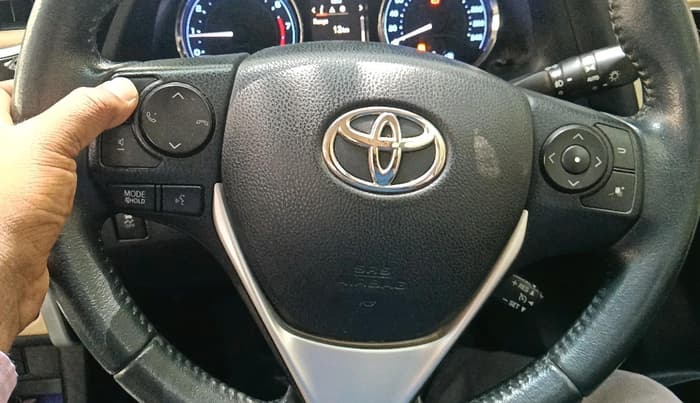 2017 Toyota Corolla Altis VL CVT PETROL, Petrol, Automatic, 37,972 km, interior