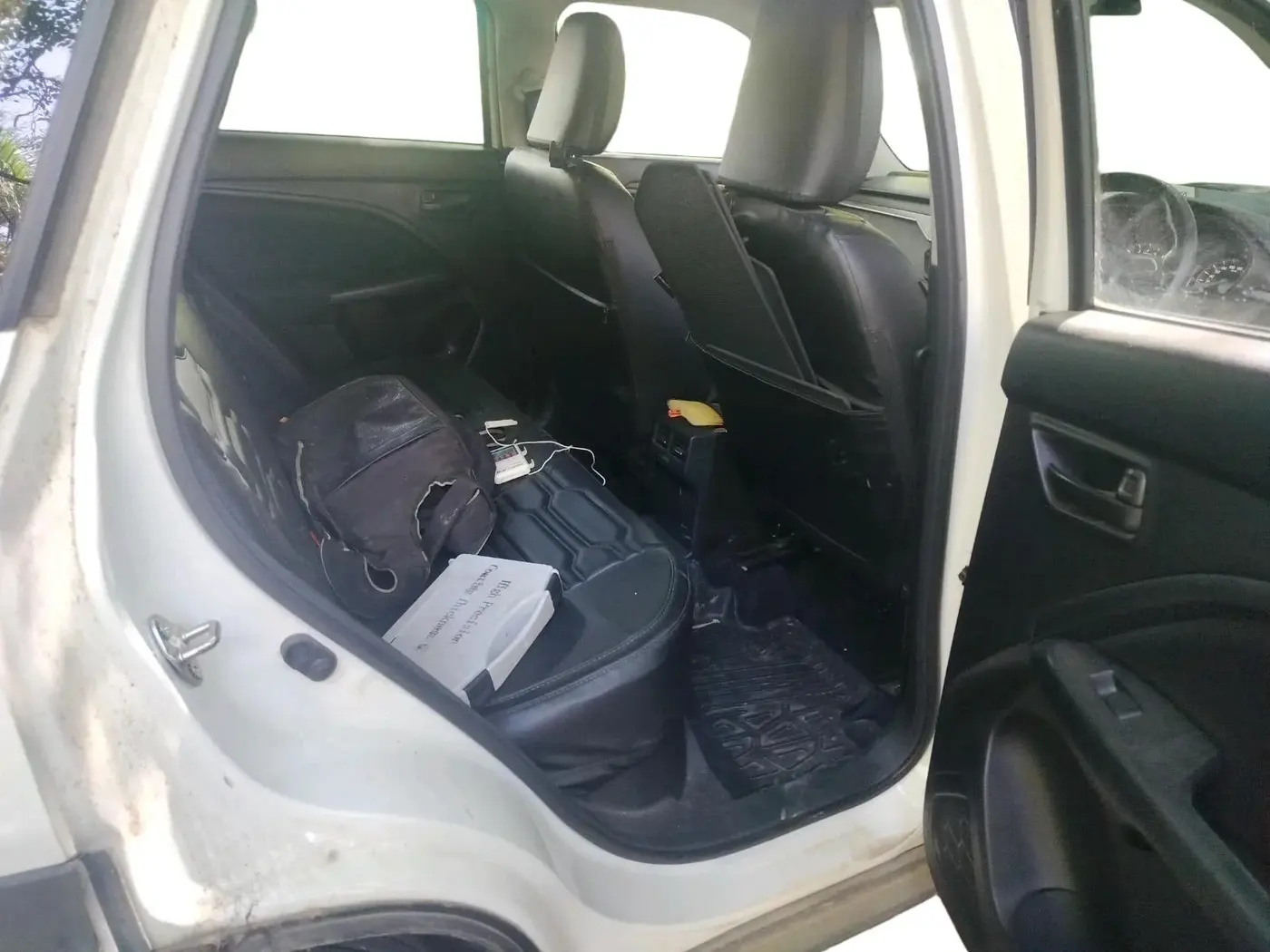 2023 Maruti BREZZA VXI, Petrol, Manual, 14,287 km, interior