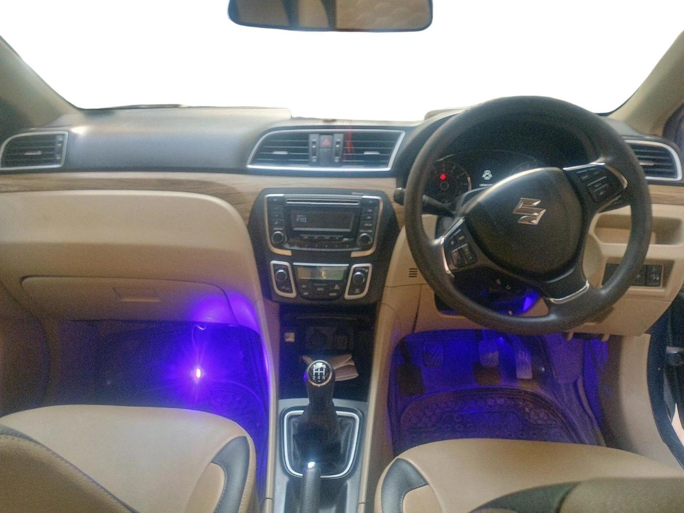 2018 Maruti Ciaz DELTA 1.5 SHVS MT PETROL, Petrol, Manual, 57,612 km, interior