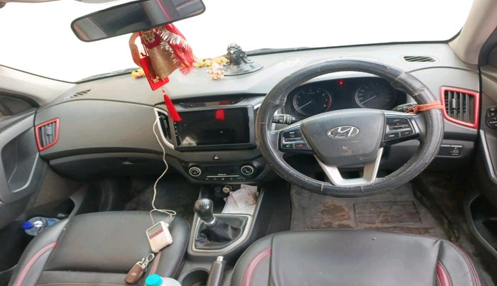 2016 Hyundai Creta SX PLUS 1.6 PETROL, Petrol, Manual, 85,700 km, interior