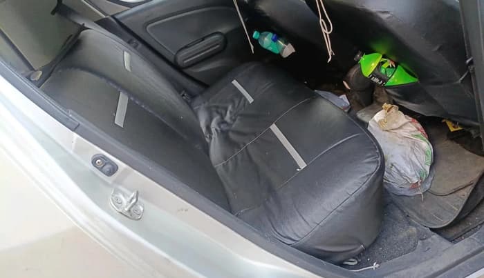 2011 Maruti Ritz LXI, CNG, Manual, 1,13,877 km, interior
