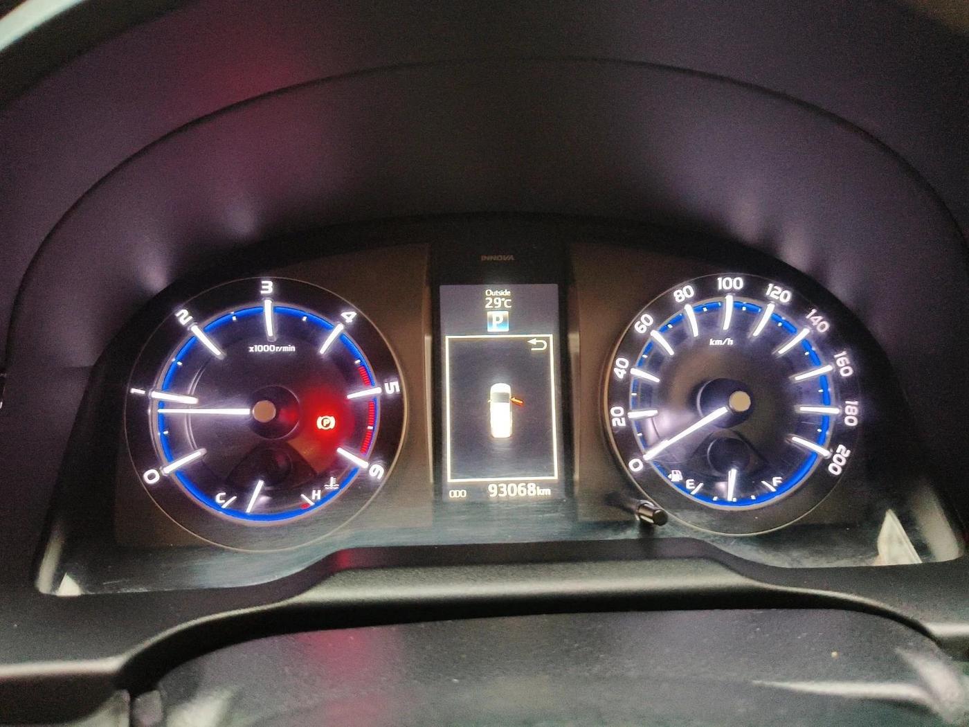 2018 Toyota Innova Crysta 2.8 ZX AT 7 STR, Diesel, Automatic, 93,068 km, interior
