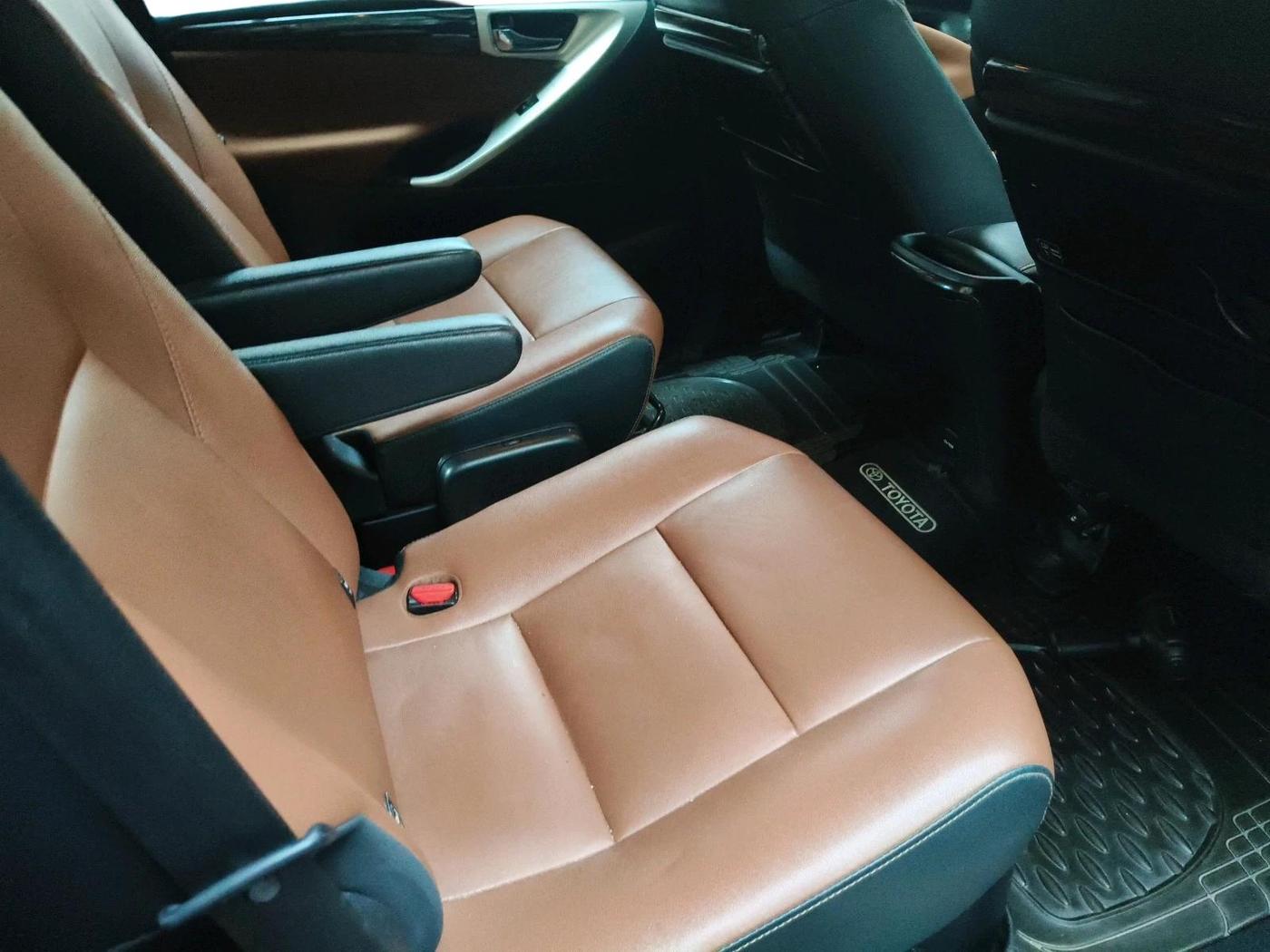 2018 Toyota Innova Crysta 2.8 ZX AT 7 STR, Diesel, Automatic, 93,068 km, interior