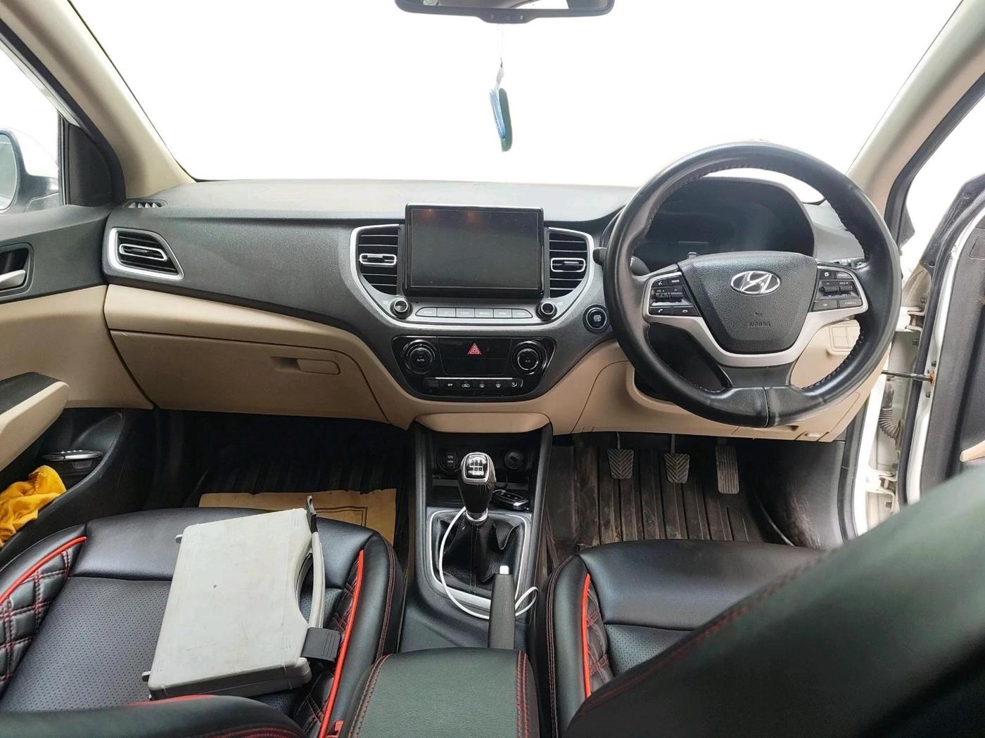 2020 Hyundai Verna SX 1.5 VTVT, Petrol, Manual, 25,227 km, interior