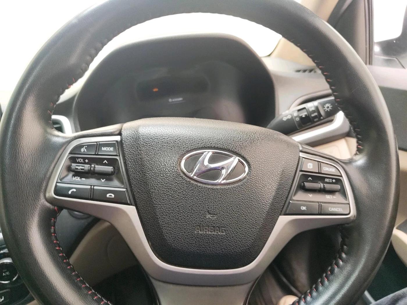2020 Hyundai Verna SX 1.5 VTVT, Petrol, Manual, 25,227 km, interior