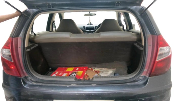 2012 Hyundai i10 MAGNA 1.2, Petrol, Manual, 71,987 km, exterior