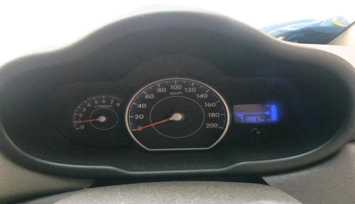 2012 Hyundai i10 MAGNA 1.2, Petrol, Manual, 71,987 km, interior