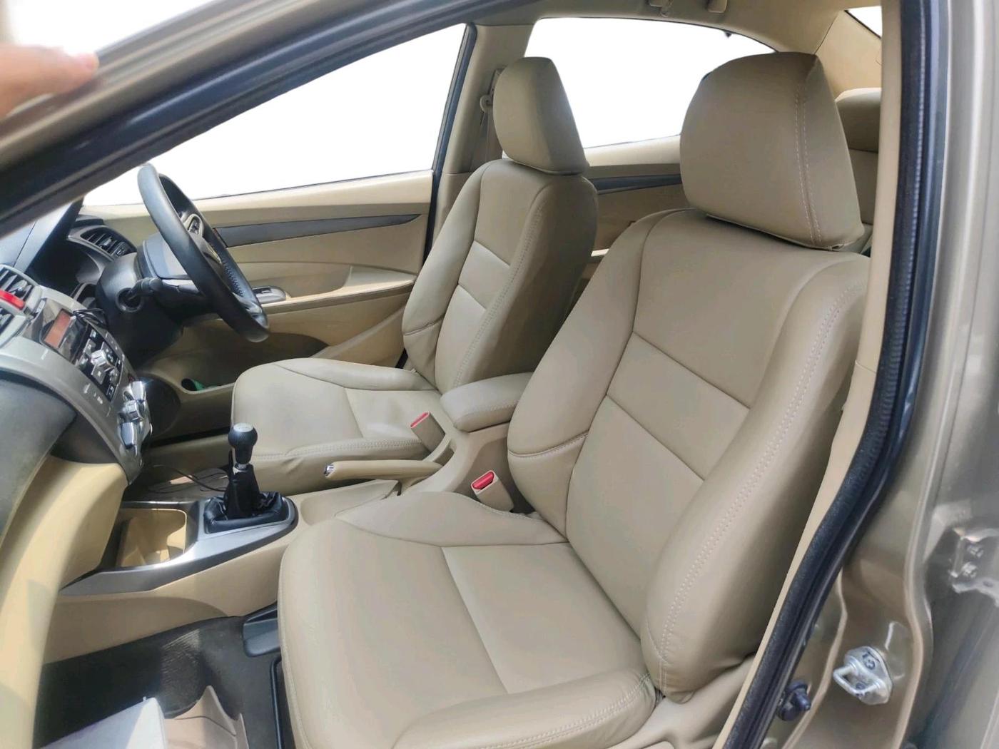 2012 Honda City 1.5L I-VTEC V MT, Petrol, Manual, 1,31,519 km, interior