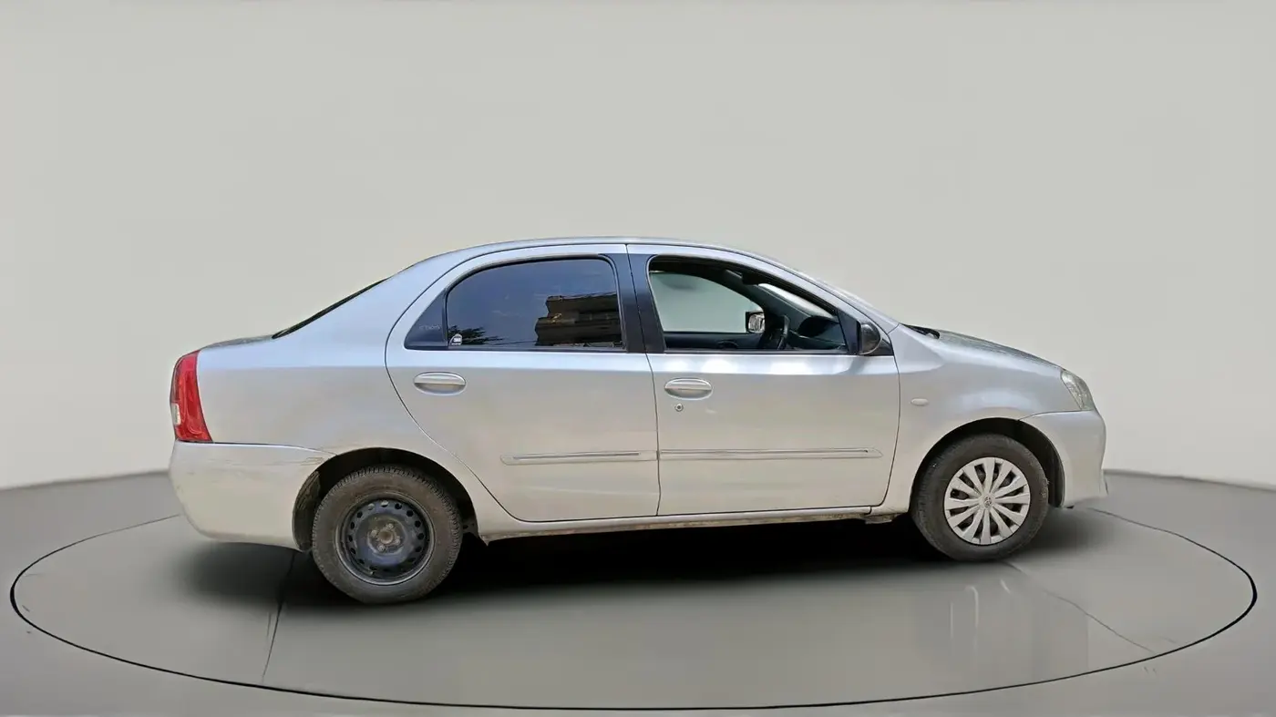 2012 Toyota Etios G, CNG, Manual, 1,97,914 km, exterior