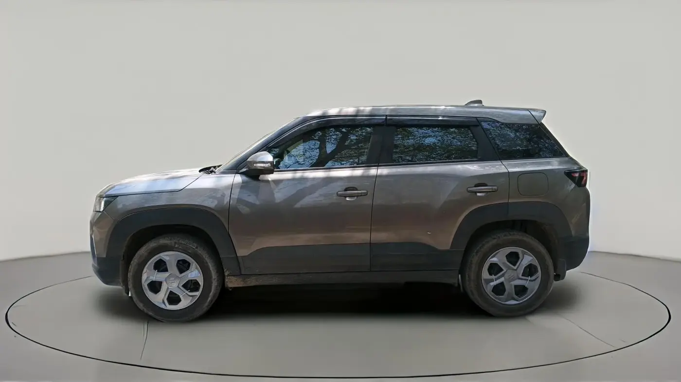 2023 Maruti BREZZA VXI S-CNG, CNG, Manual, 23,719 km, exterior