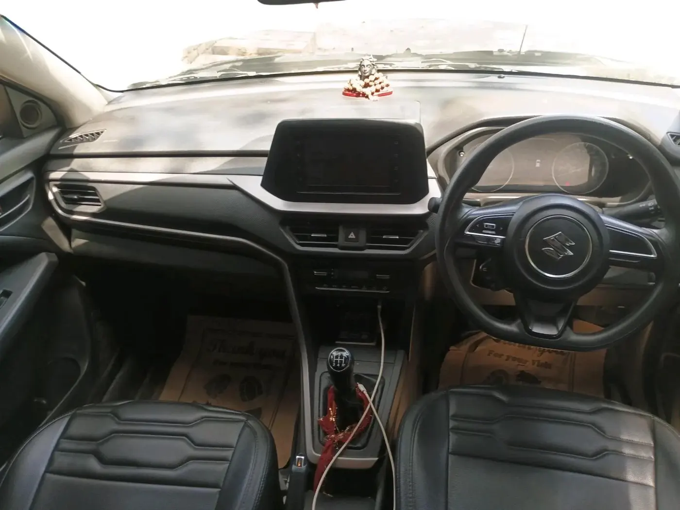 2023 Maruti BREZZA VXI S-CNG, CNG, Manual, 23,719 km, interior