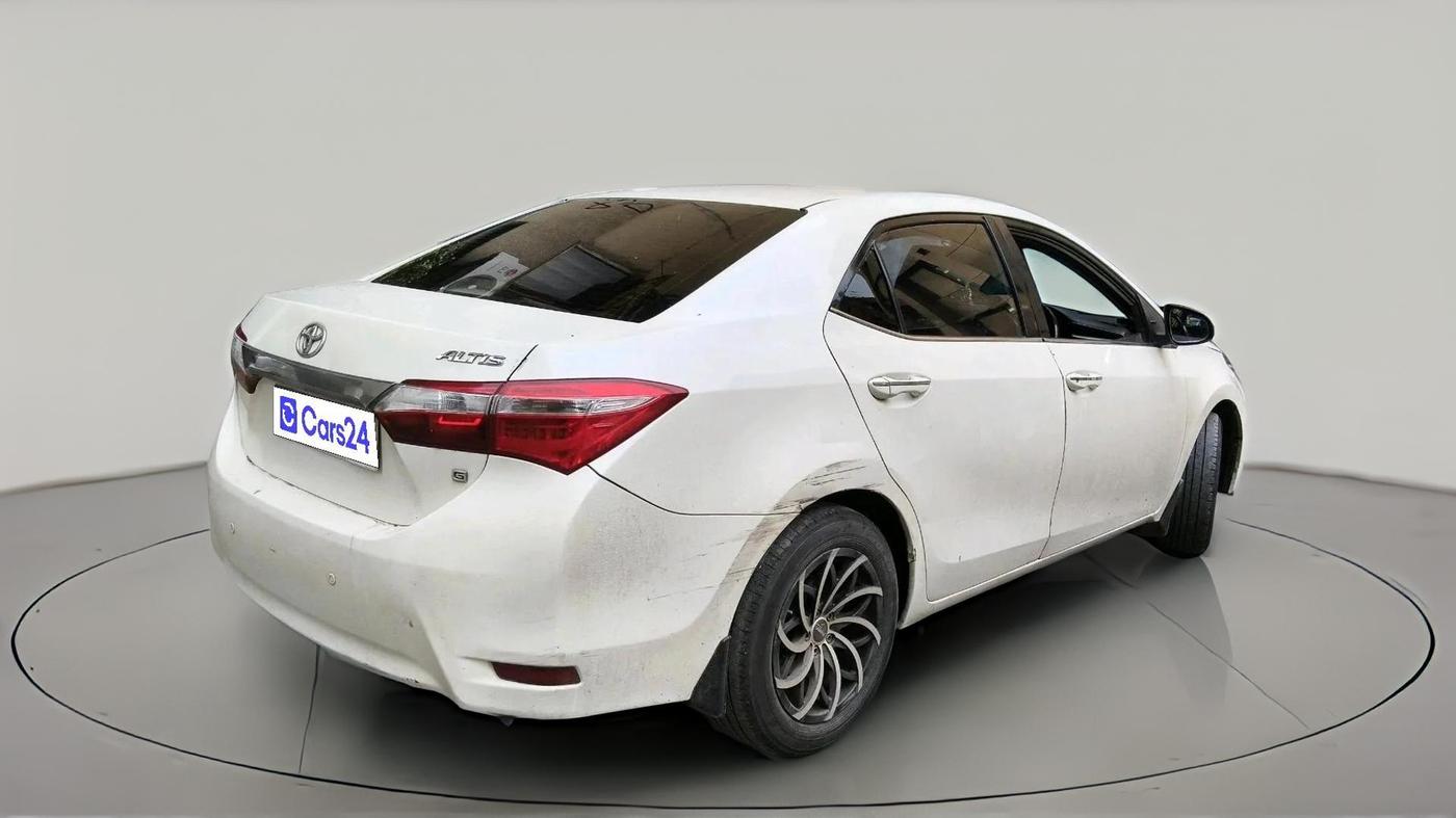 2014 Toyota Corolla Altis G PETROL, CNG, Manual, 1,38,971 km, exterior