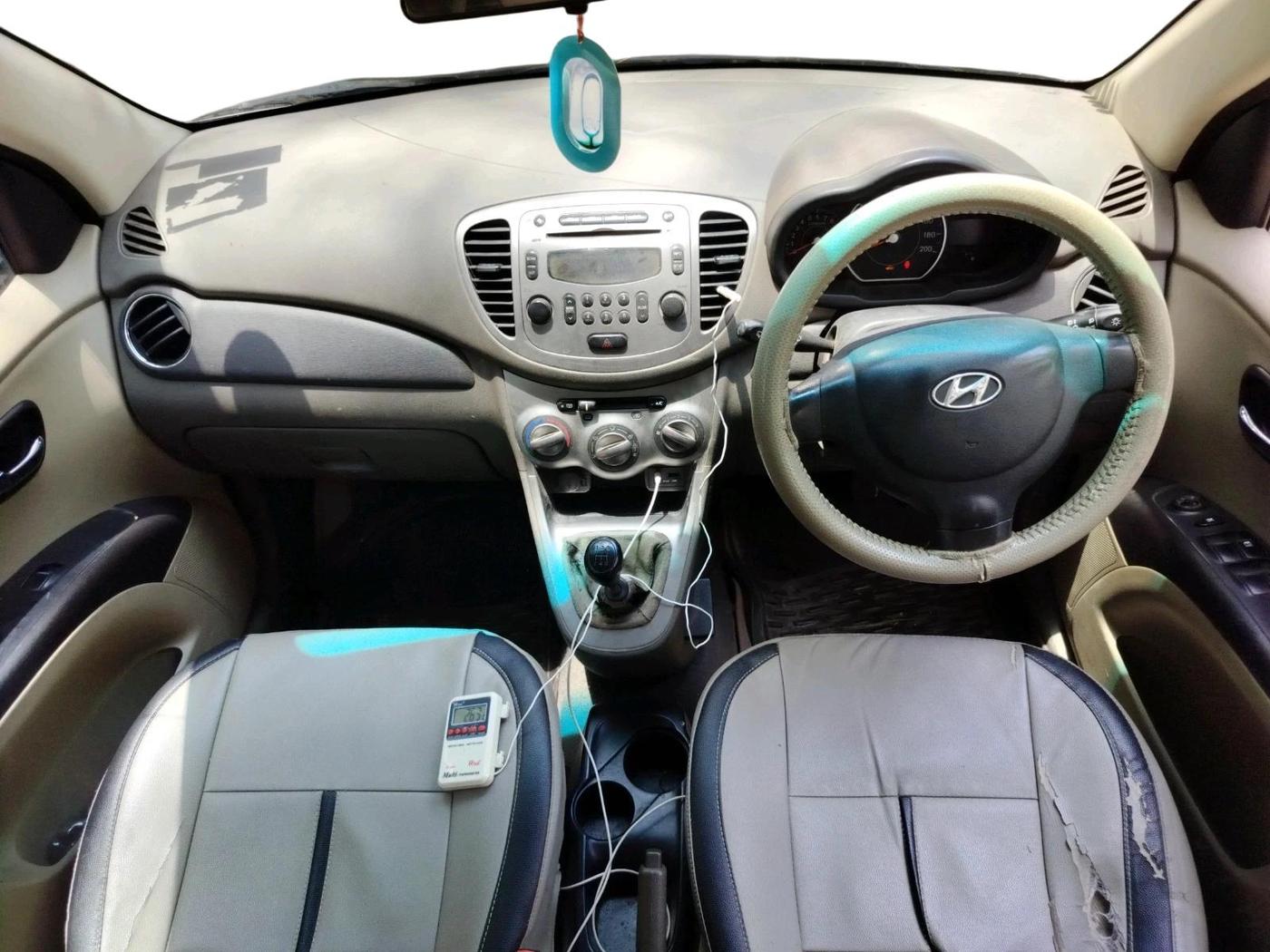 2012 Hyundai i10 SPORTZ 1.2, Petrol, Manual, 67,534 km, interior
