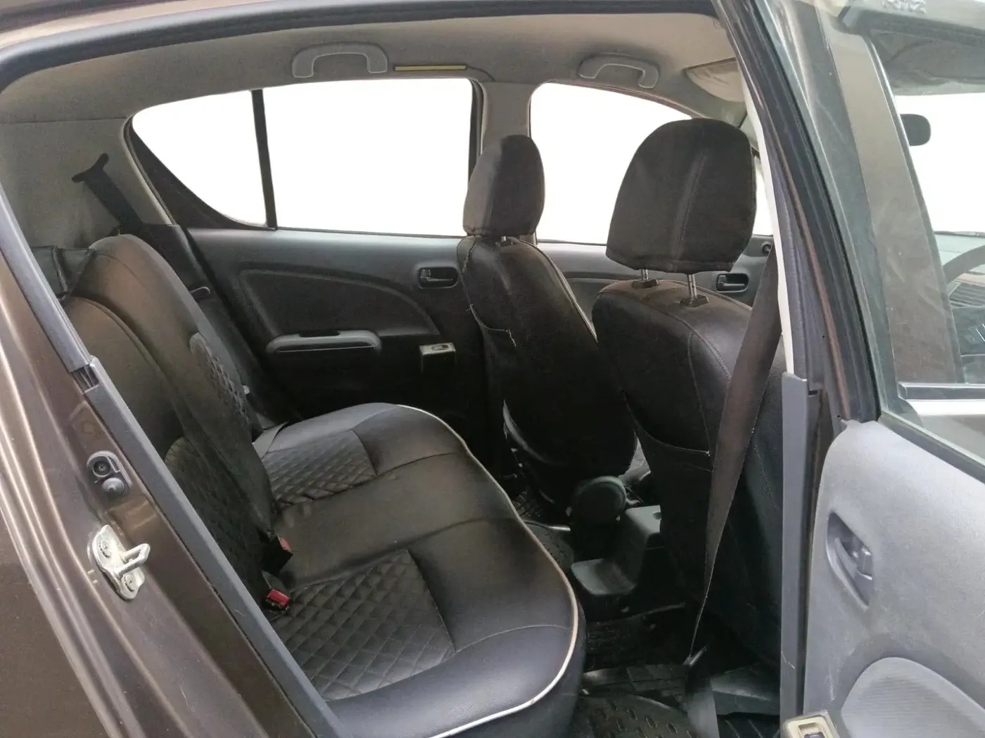 2011 Maruti Ritz LXI, CNG, Manual, 76,392 km, interior