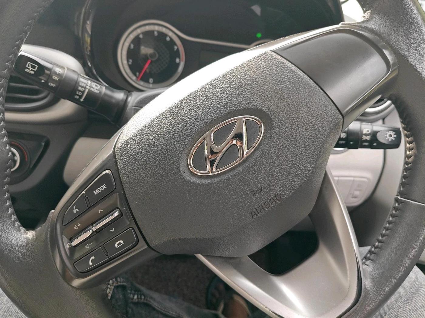2022 Hyundai GRAND I10 NIOS ASTA AMT 1.2 KAPPA VTVT, Petrol, Automatic, 19,935 km, interior