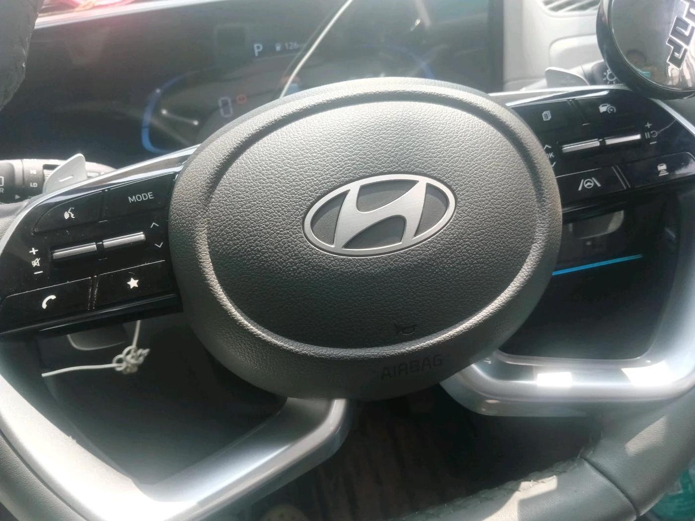 2024 Hyundai Creta SX TECH 1.5 PETROL iVT, Petrol, Automatic, 7,331 km, interior